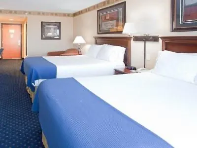 Express & By Ihg 2*