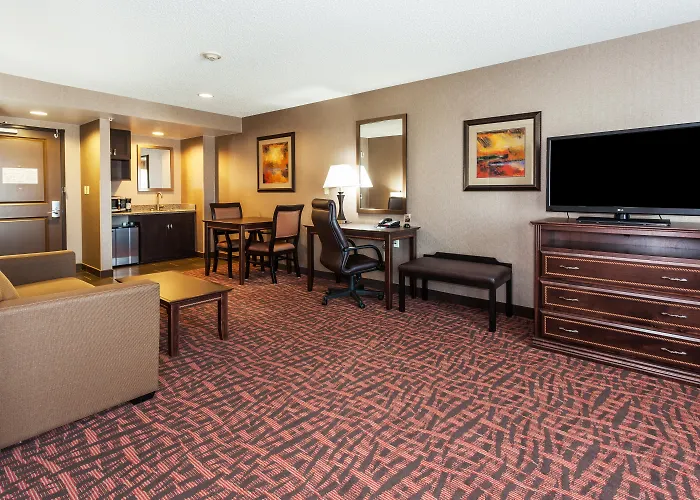 Express & By Ihg 2*