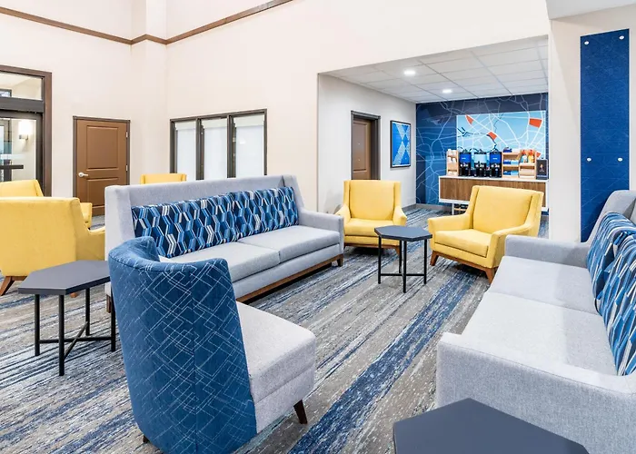 Hotel Express & By Ihg 2*