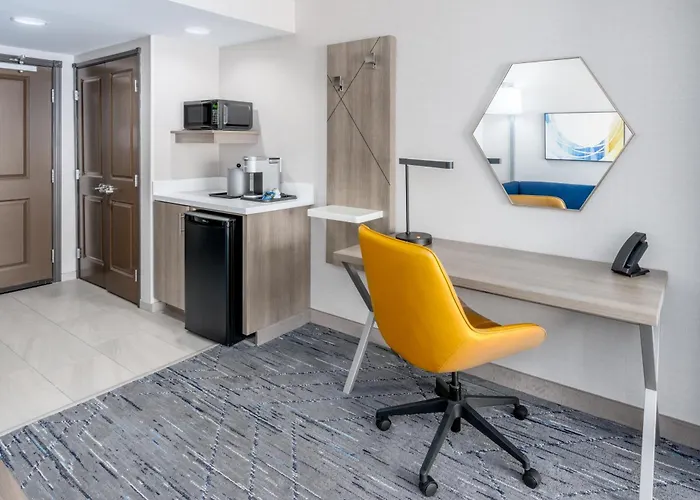 Express & By Ihg