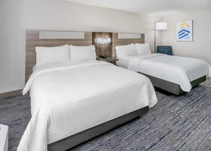 Express & By Ihg Hotel