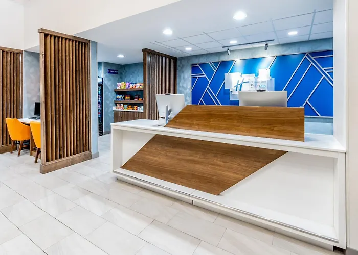 Express & By Ihg Hotel