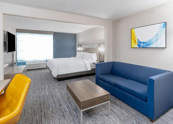 Hotel Express & By Ihg