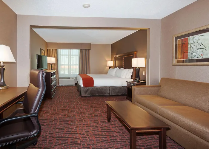 Hotel Express & By Ihg 2*