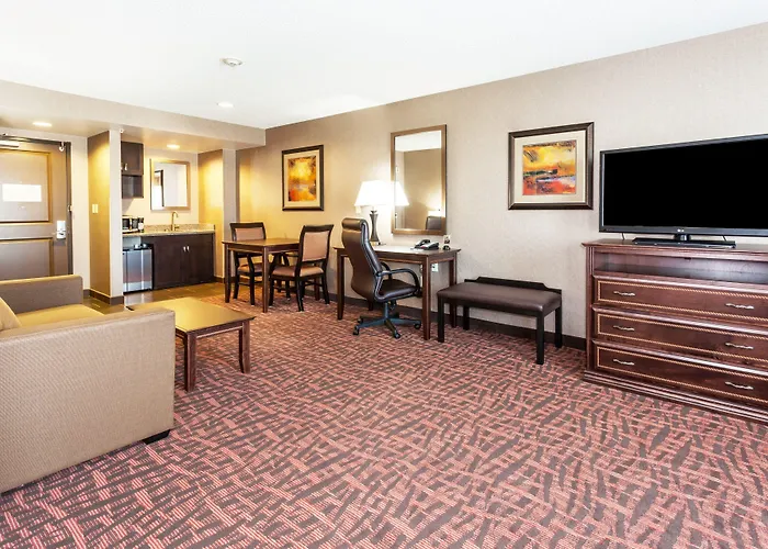 Express & By Ihg