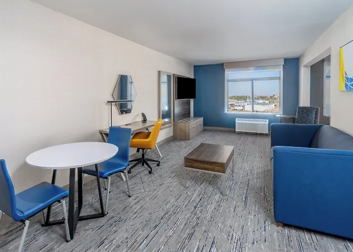 Express & By Ihg Hotel Cheyenne