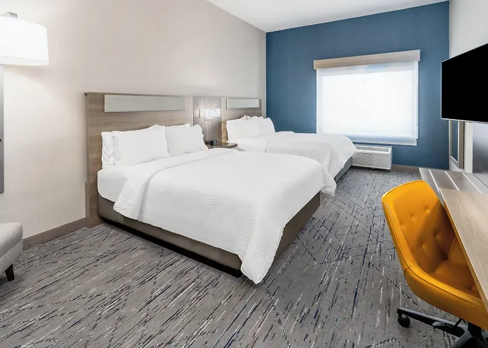 Express & By Ihg 2*