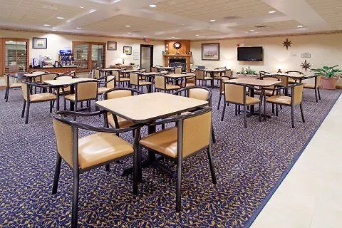 Hotel Express & By Ihg Cheyenne
