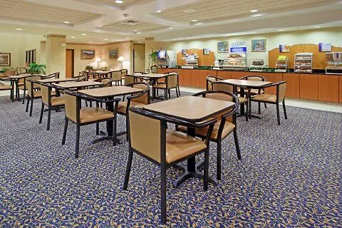 Express & By Ihg Cheyenne
